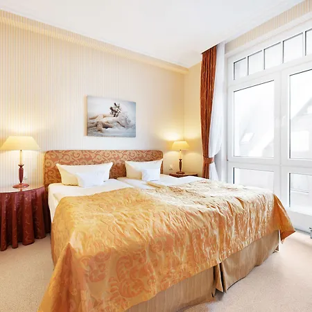 酒店 Strandhotel Sylt 4*