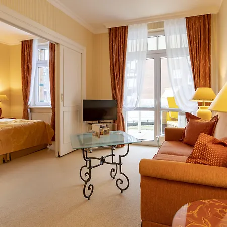 Strandhotel Sylt 酒店 4*