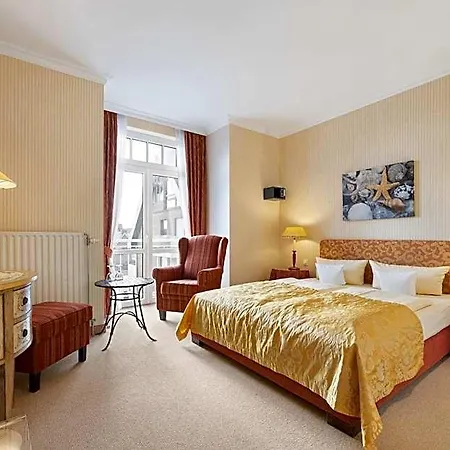 ホテル Strandhotel Sylt ヴェスターラント