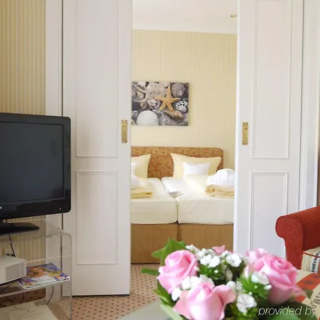 Strandhotel Sylt 酒店 韦斯特兰