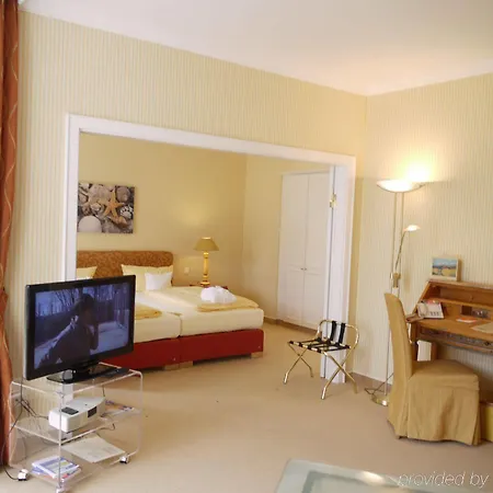 Strandhotel Sylt 酒店 韦斯特兰