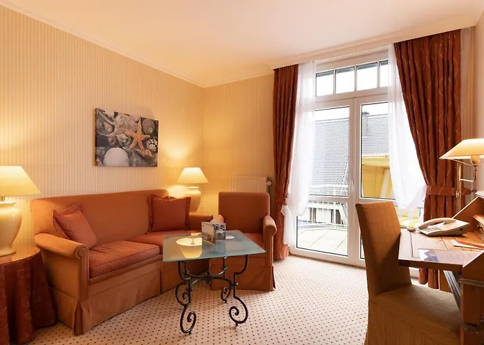 Отель Strandhotel Sylt 4*